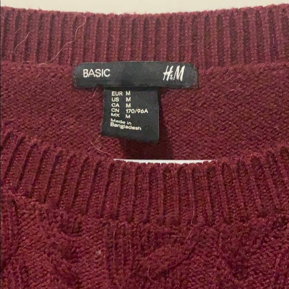 Burgundy H&M Cable Knit Sweater Size M - Picture 2 of 2